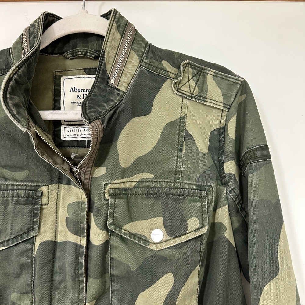 Abercrombie & Fitch Camo Utility Jacket Womens L Military Field Coat